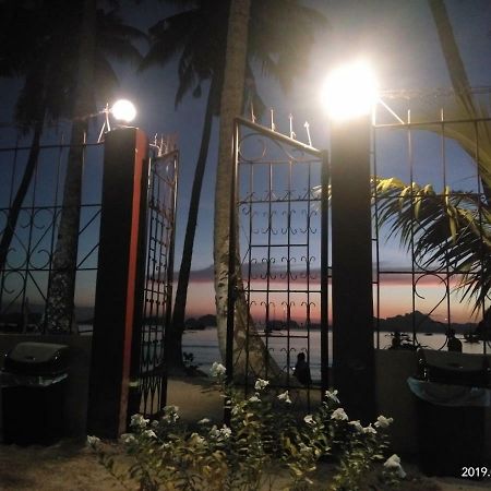 El Seatopia Beach Cottages El Nido Exterior photo